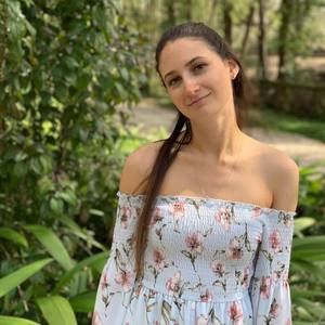 Meet your Posher, Dana